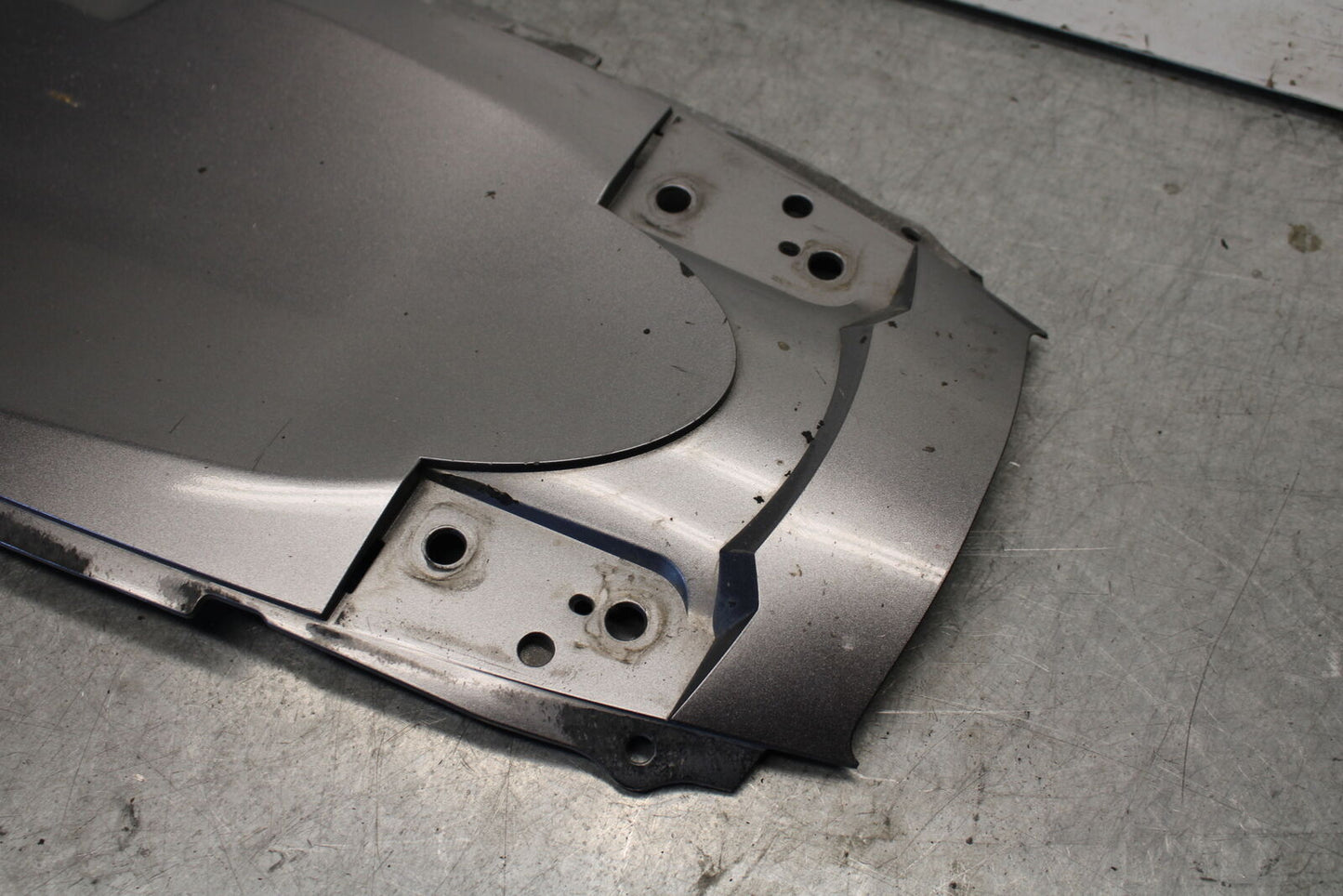 05-06 SUZUKI GSXR1000 REAR BACK TAIL UNDERTAIL FAIRING COWL FENDER BB663