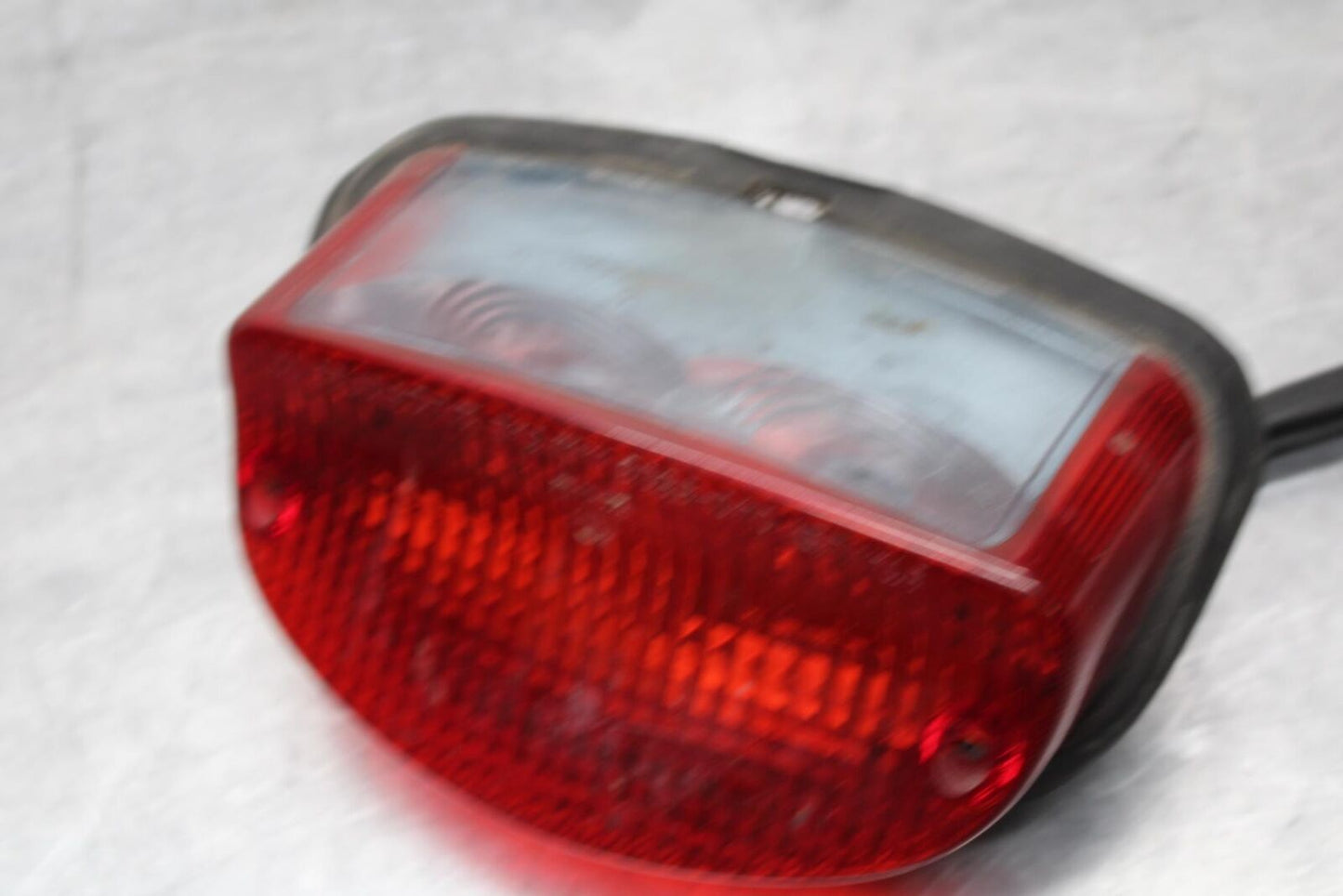 2007 Honda Shadow Spirit 1100 VT1100C TAILLIGHT REAR TAIL BRAKE LIGHT BB561