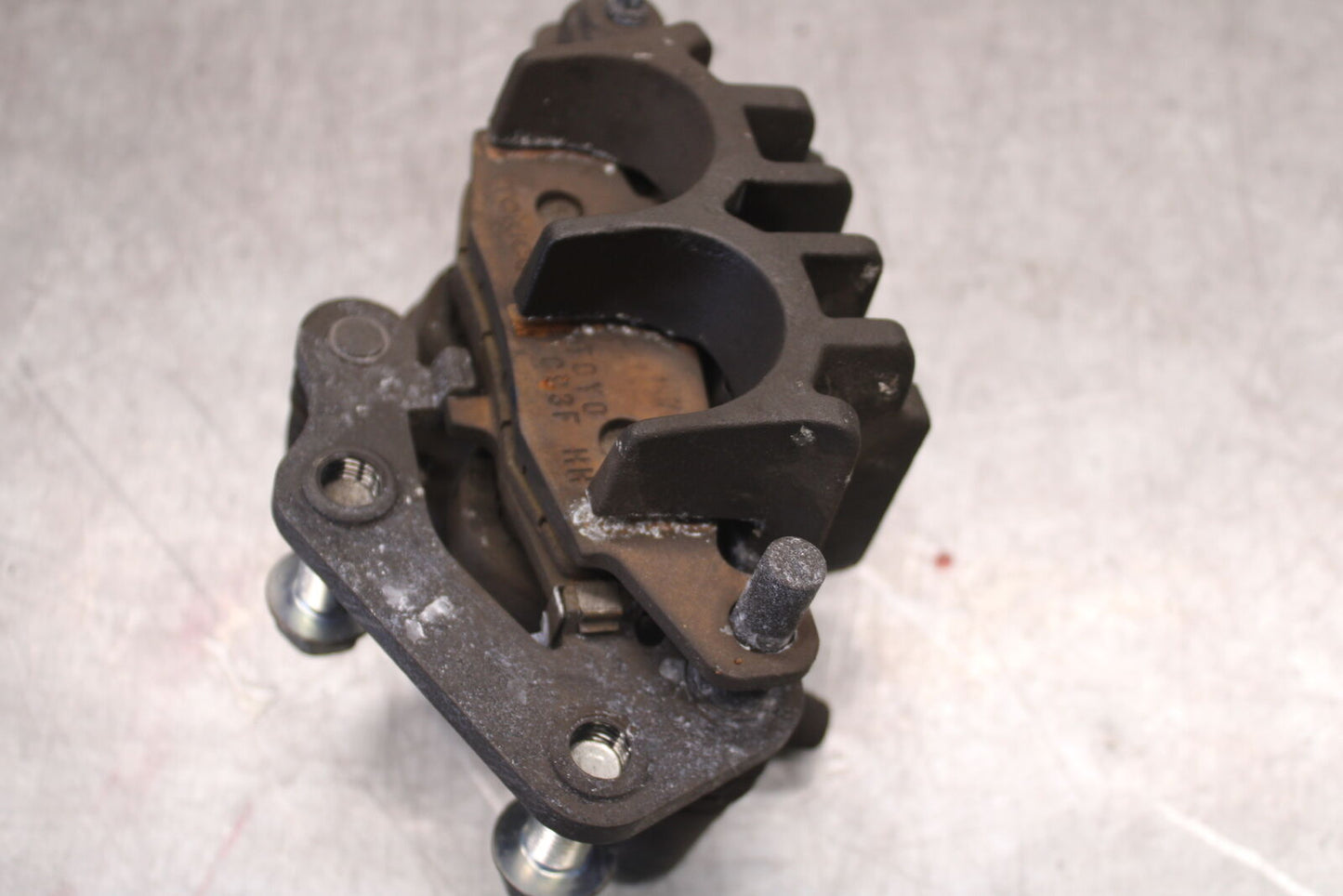17-24 SUZUKI SV650 RIGHT LEFT FRONT BRAKE CALIPER SET PAIR CALIPERS BB706