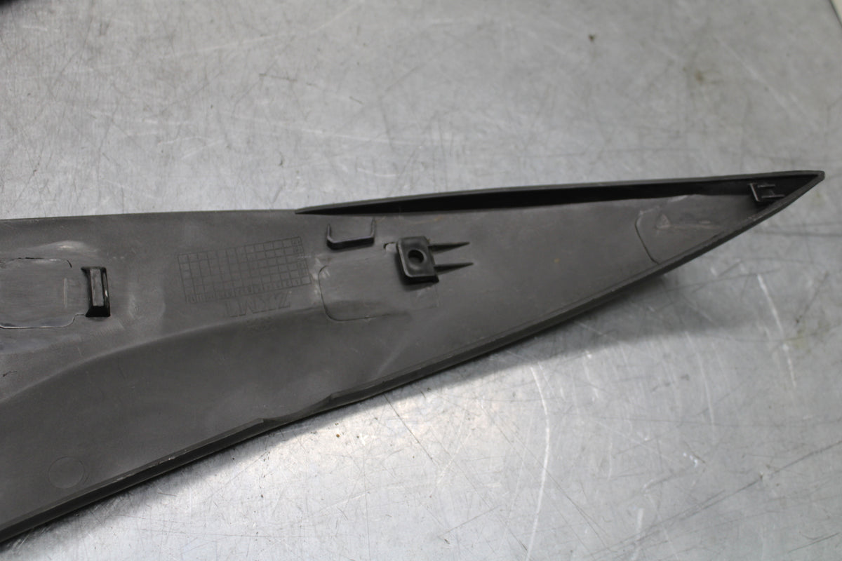 06 YAMAHA YZF R6 AFTERMARKET RIGHT LEFT FUEL TANK PANELS COVERS TRIM SET  BB716
