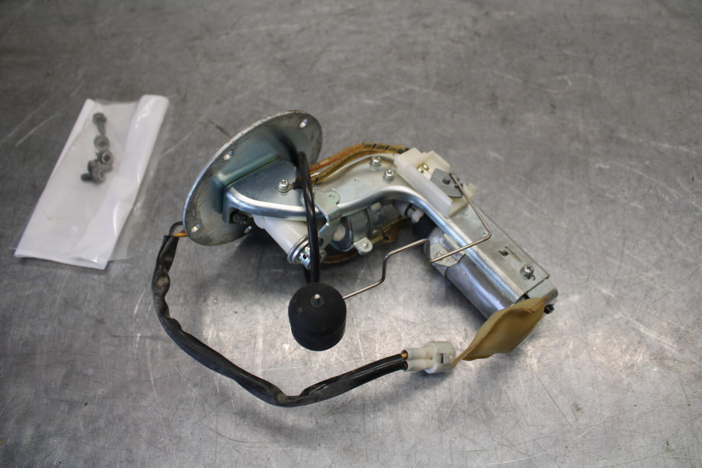 05-09 SUZUKI BOULEVARD C90 FUEL GAS PUMP BB692