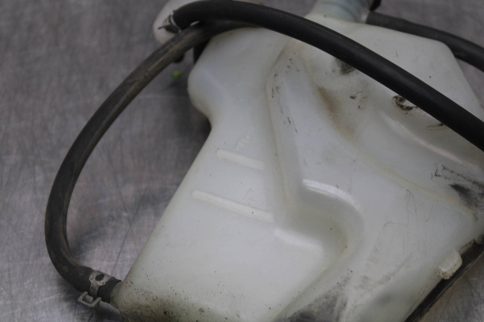 03 SUZUKI SV650S COOLANT WATER TANK RESERVOIR BOTTLE BB167