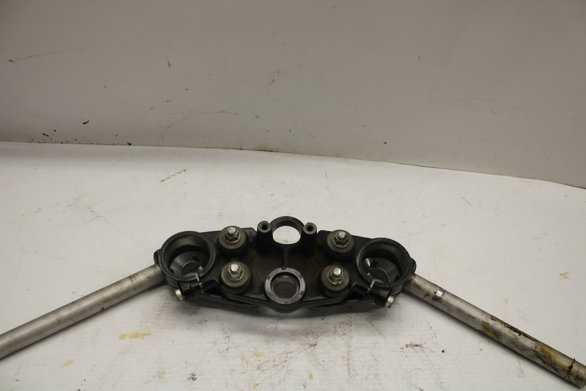 00-07 SUZUKI HAYABUSA FORKS UPPER TRIPLE TREE CLAMP  BB281