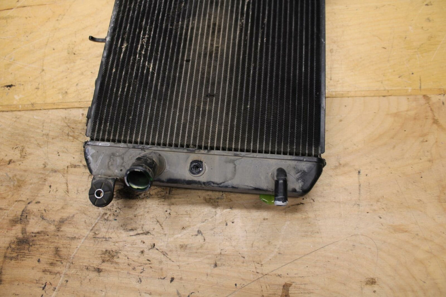 09-10 SUZUKI BOULEVARD M109R ENGINE RADIATOR MOTOR COOLER COOLING RADIATER BB318