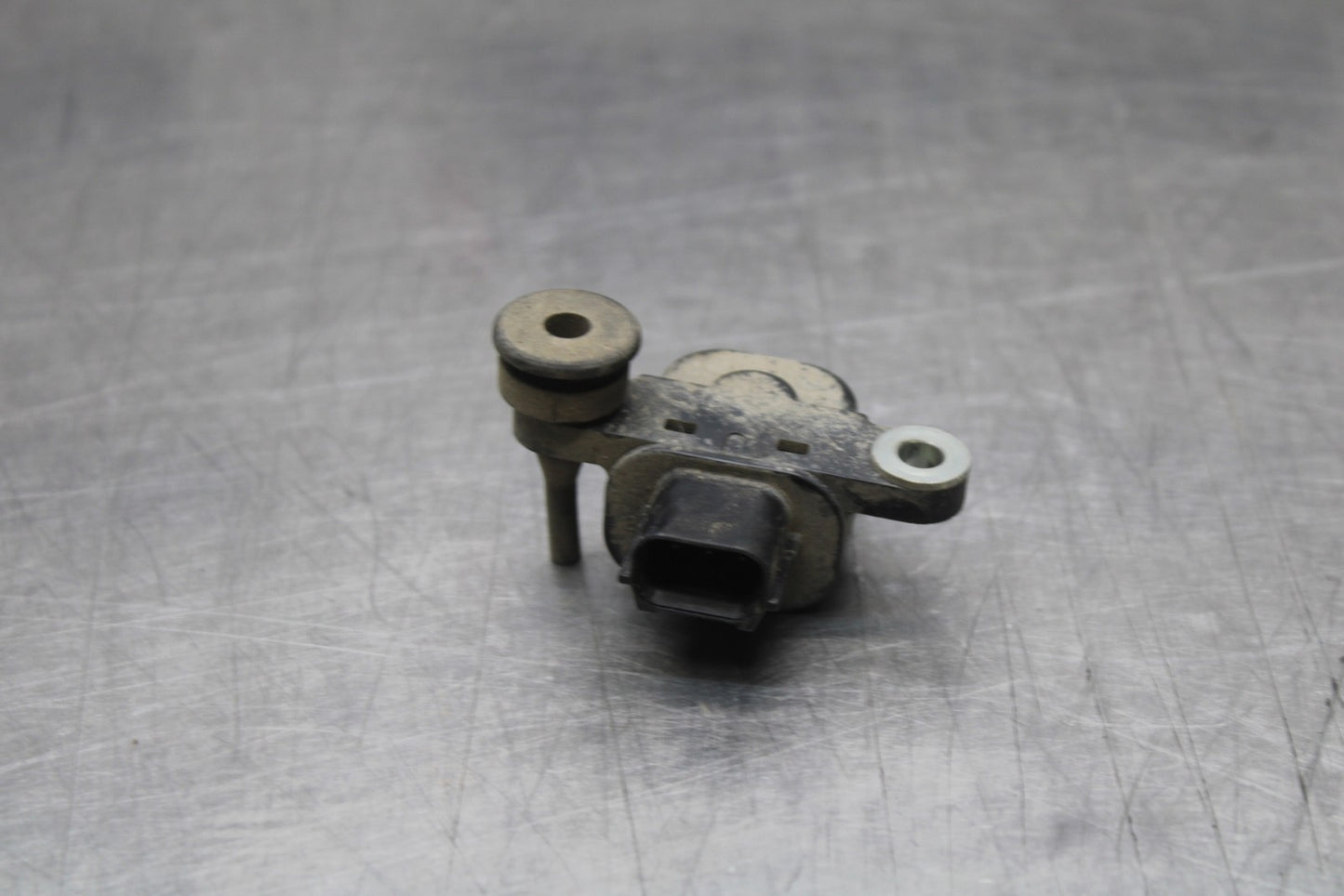 09-10 KAWASAKI ER-6N TIP OVER BANK ANGLE CRASH SENSOR SWITCH  BB205