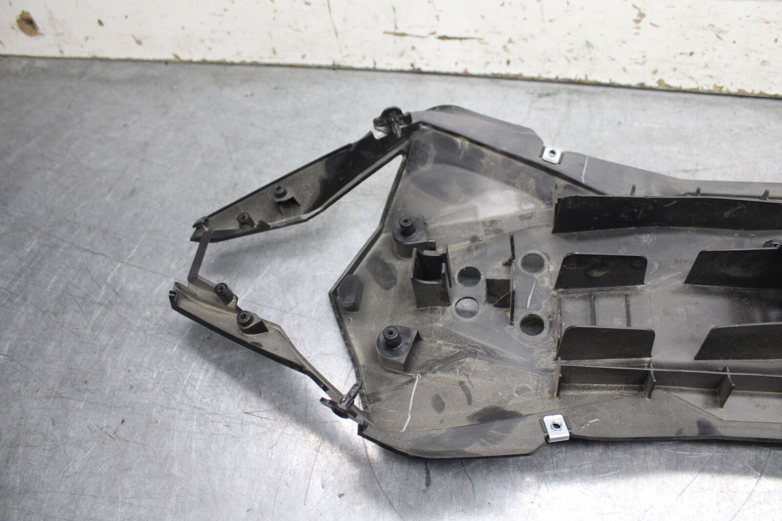 18-23 KAWASAKI NINJA 400 EX400 ABS REAR TAIL UNDERTAIL FAIRING COWL FENDER BB747