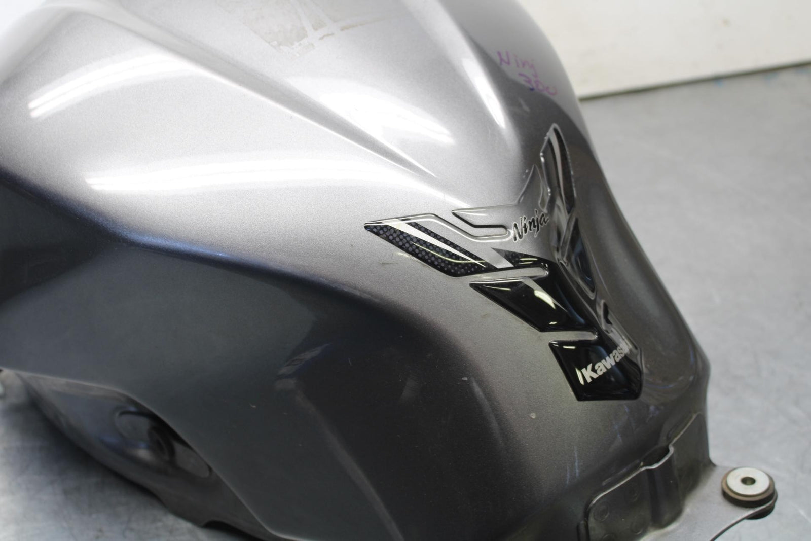 15-16 KAWASAKI EX300 GAS TANK FUEL CELL PETROL RESERVOIR BB635