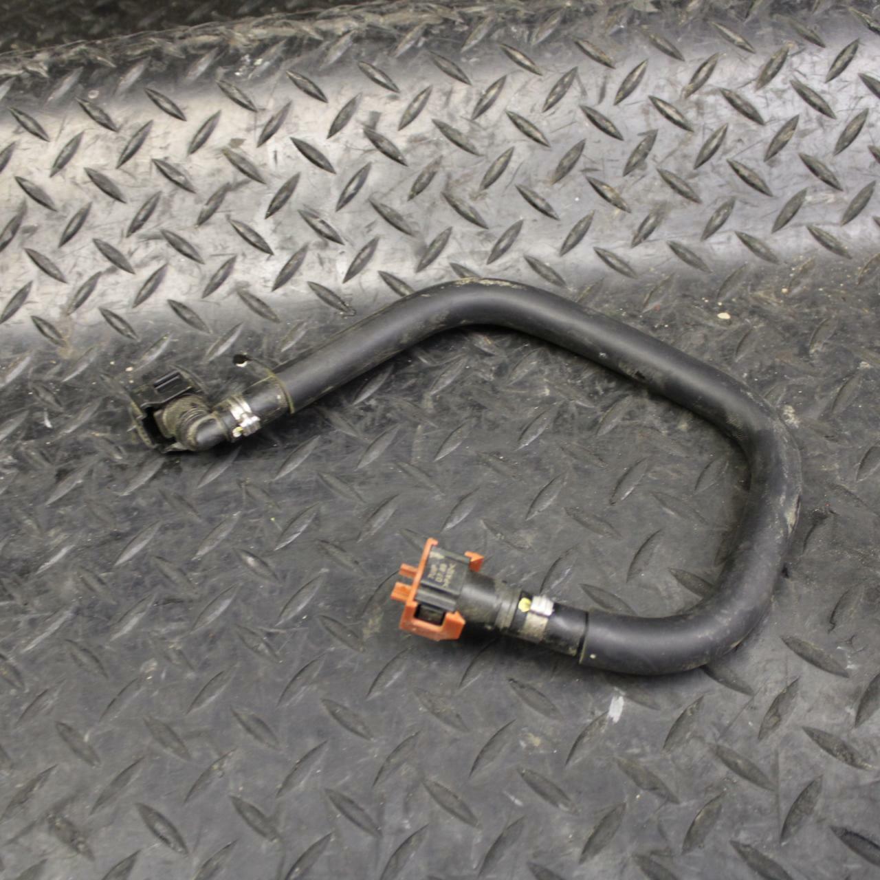19 YAMAHA YZF R3 FUEL HOSE GAS LINE TUBE PIPE BB177