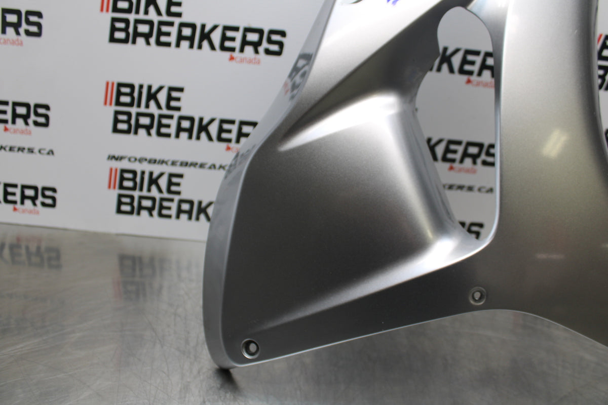 06-07 HONDA CBR1000RR RIGHT MID UPPER SIDE FAIRING COWL  BB166