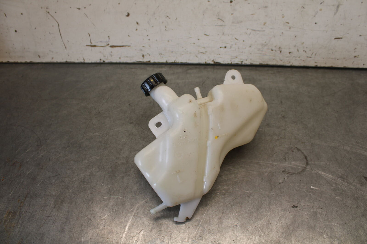 18-23 KAWASAKI NINJA 400 COOLANT WATER TANK RESERVOIR BOTTLE BB679
