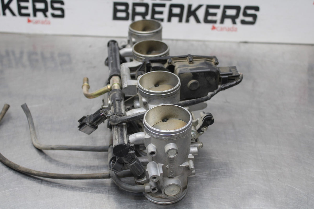 06 KAWASAKI Z750 MAIN FUEL INJECTORS / THROTTLE BODIES BB837