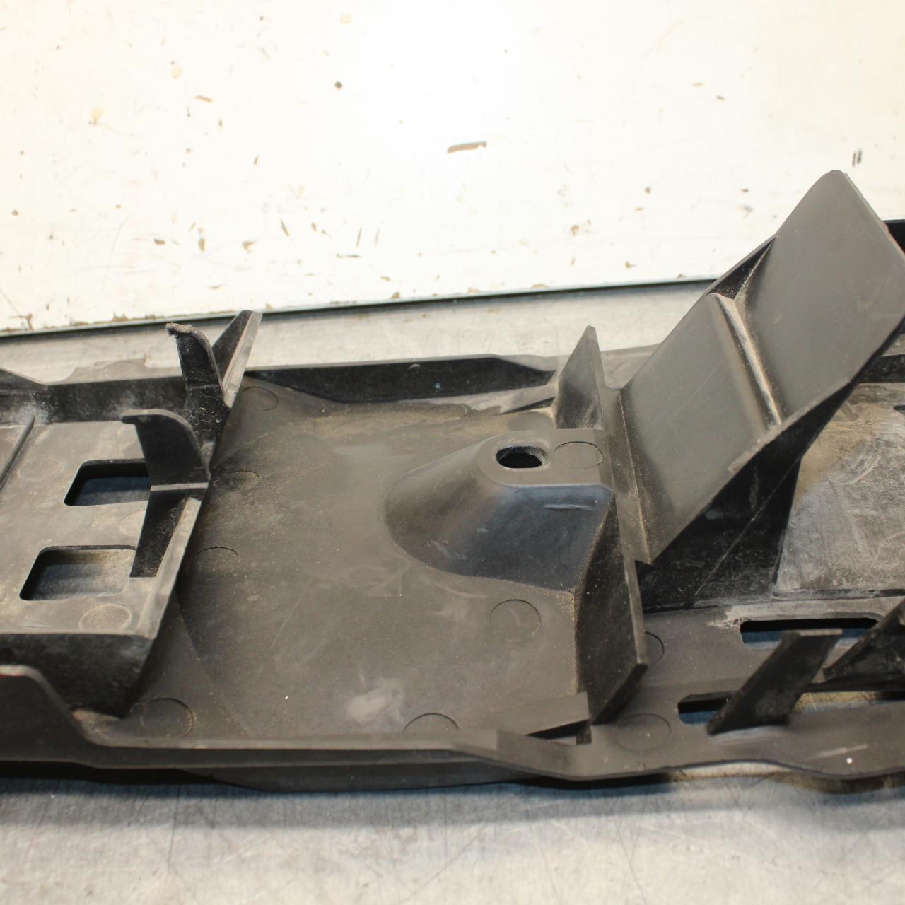 06-07 SUZUKI GSXR750 REAR BACK TAIL UNDERTAIL BATTERY TRAY PLASTIC BB645