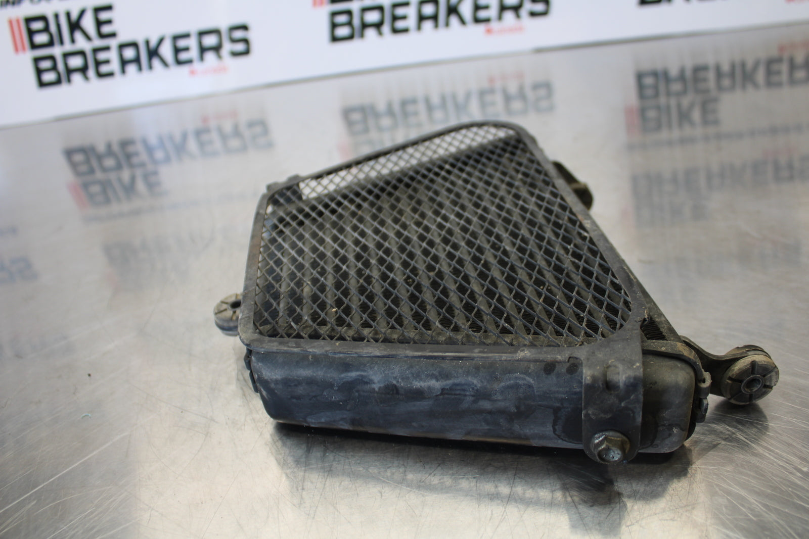 11 SUZUKI GSXR1000 ENGINE MOTOR OIL COOLER  BB142