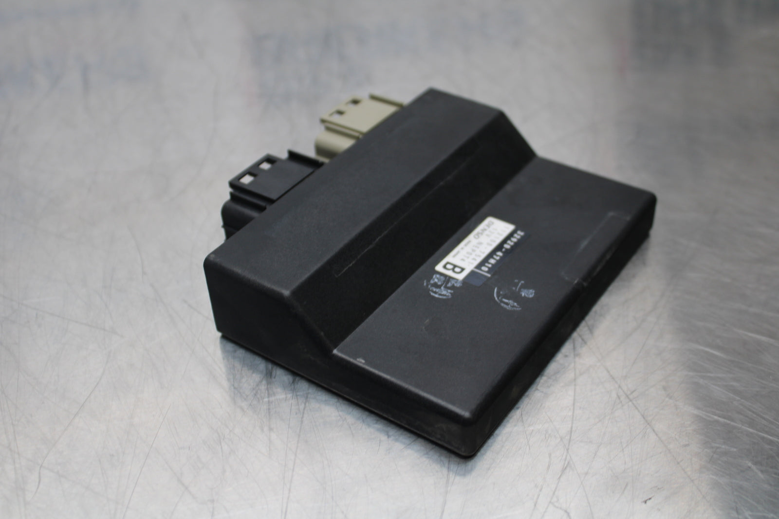 11 SUZUKI GSXR1000 ECU COMPUTER CONTROLLER UNIT BLACK BOX ECM CDI  BB142
