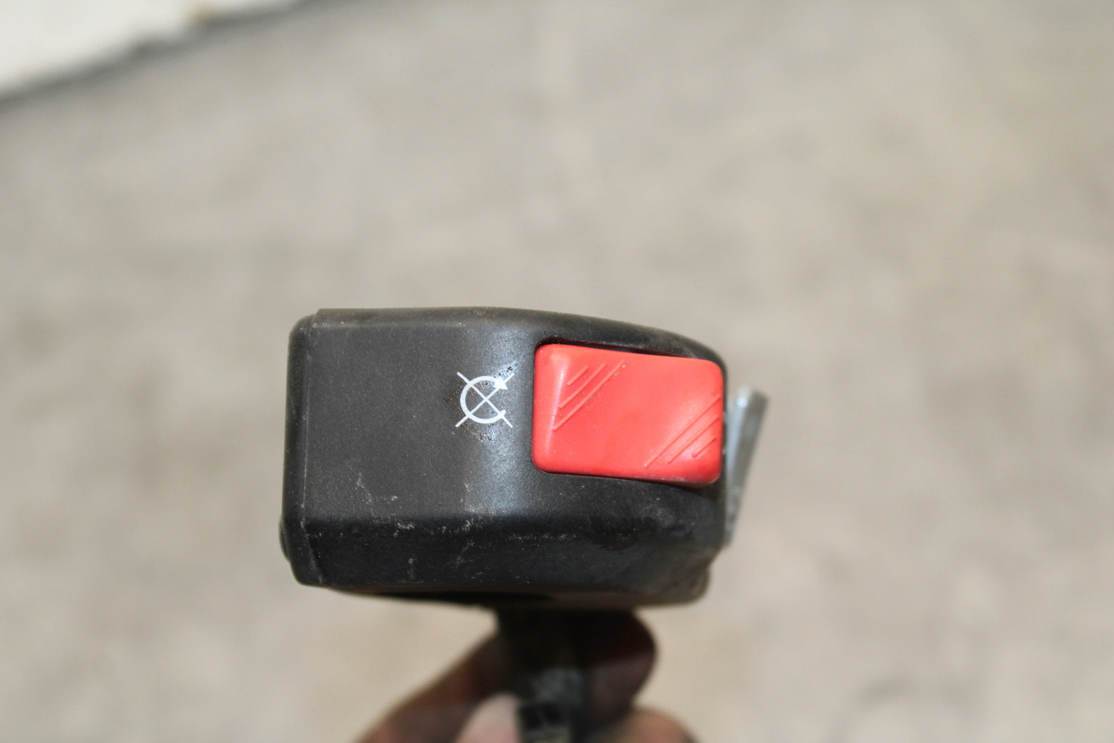 07-08 YAMAHA YZF R1 RIGHT CLIP ON HANDLE KILL OFF START SWITCH SWITCHES BB724
