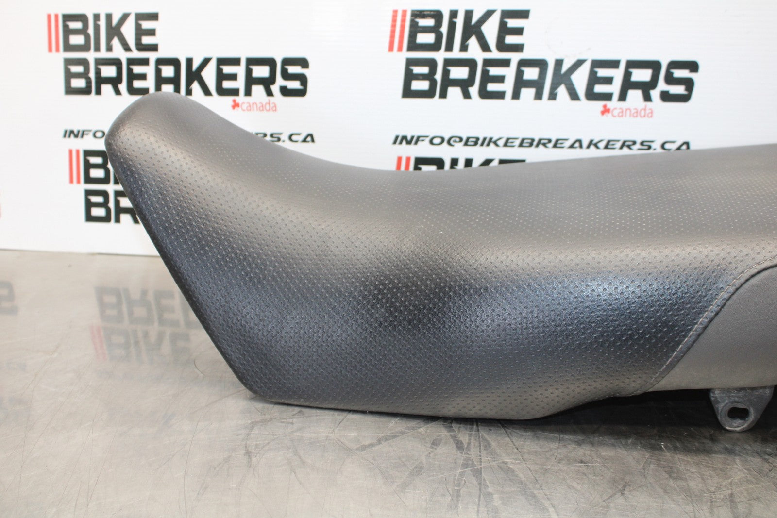 08-18 KAWASAKI KLR650 FRONT REAR SEAT SADDLE BB183