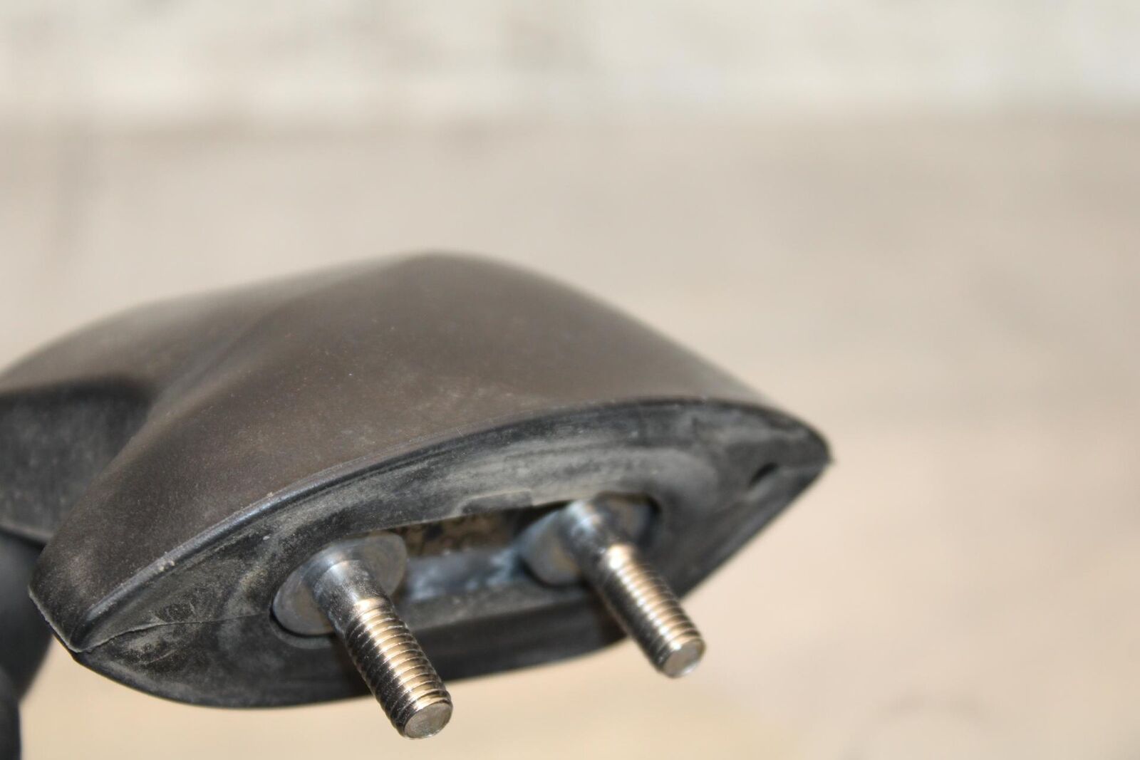 2006 Yamaha YZF R6 UPPER FAIRING LEFT MIRROR  BB560
