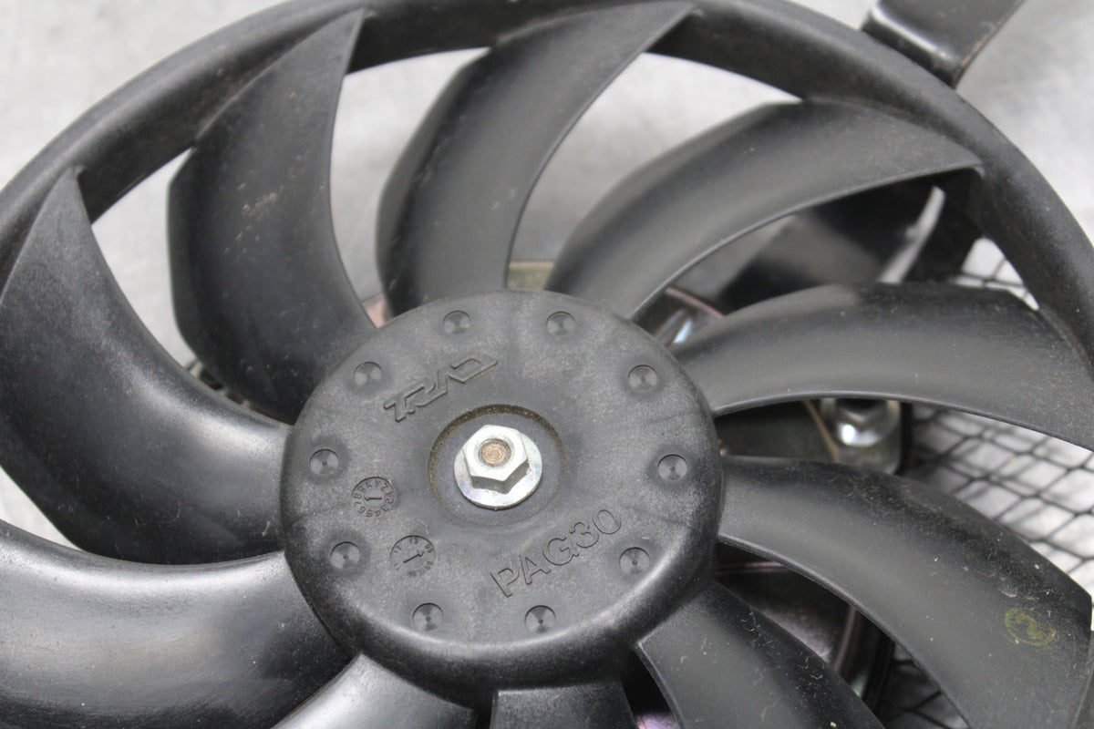 09 SUZUKI GSXR600 ENGINE RADIATOR COOLING FAN BB759
