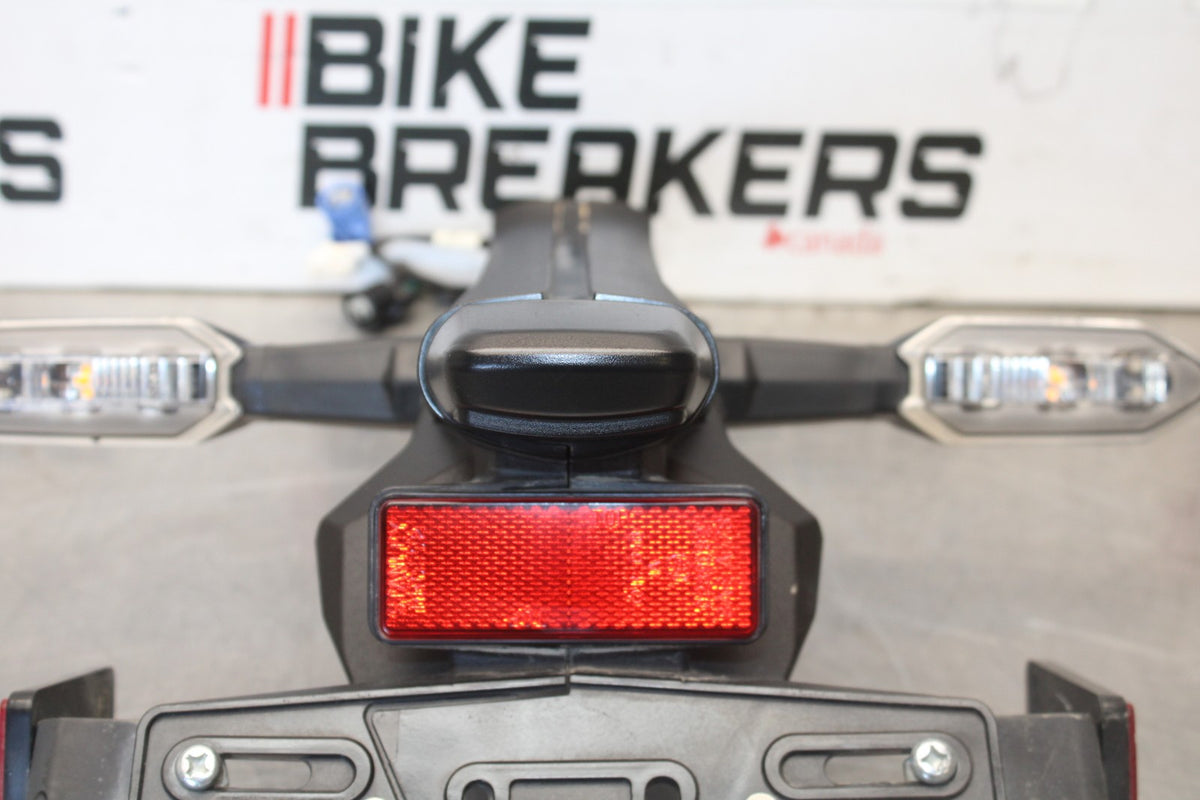 22 KAWASAKI NINJA ZX6R ZX636 ABS 40TH ANNIVERSARY REAR BACK FENDER LIGHTS BB911