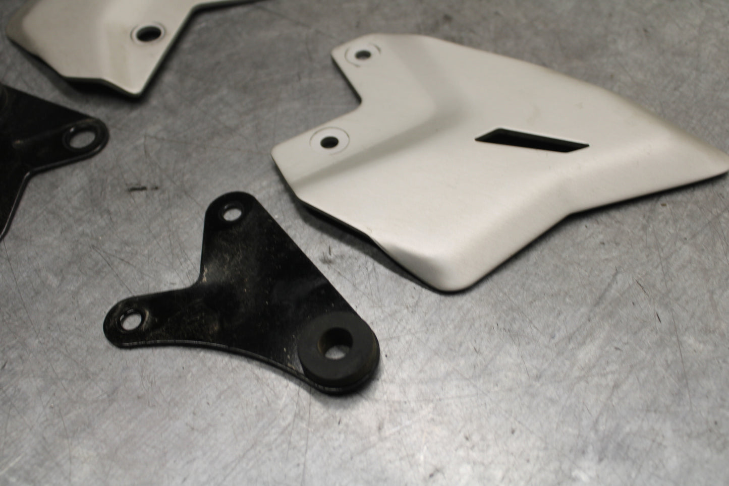 18-24 KAWASAKI NINJA 650  REARSET REAR HEEL GUARD COVER SET BB725