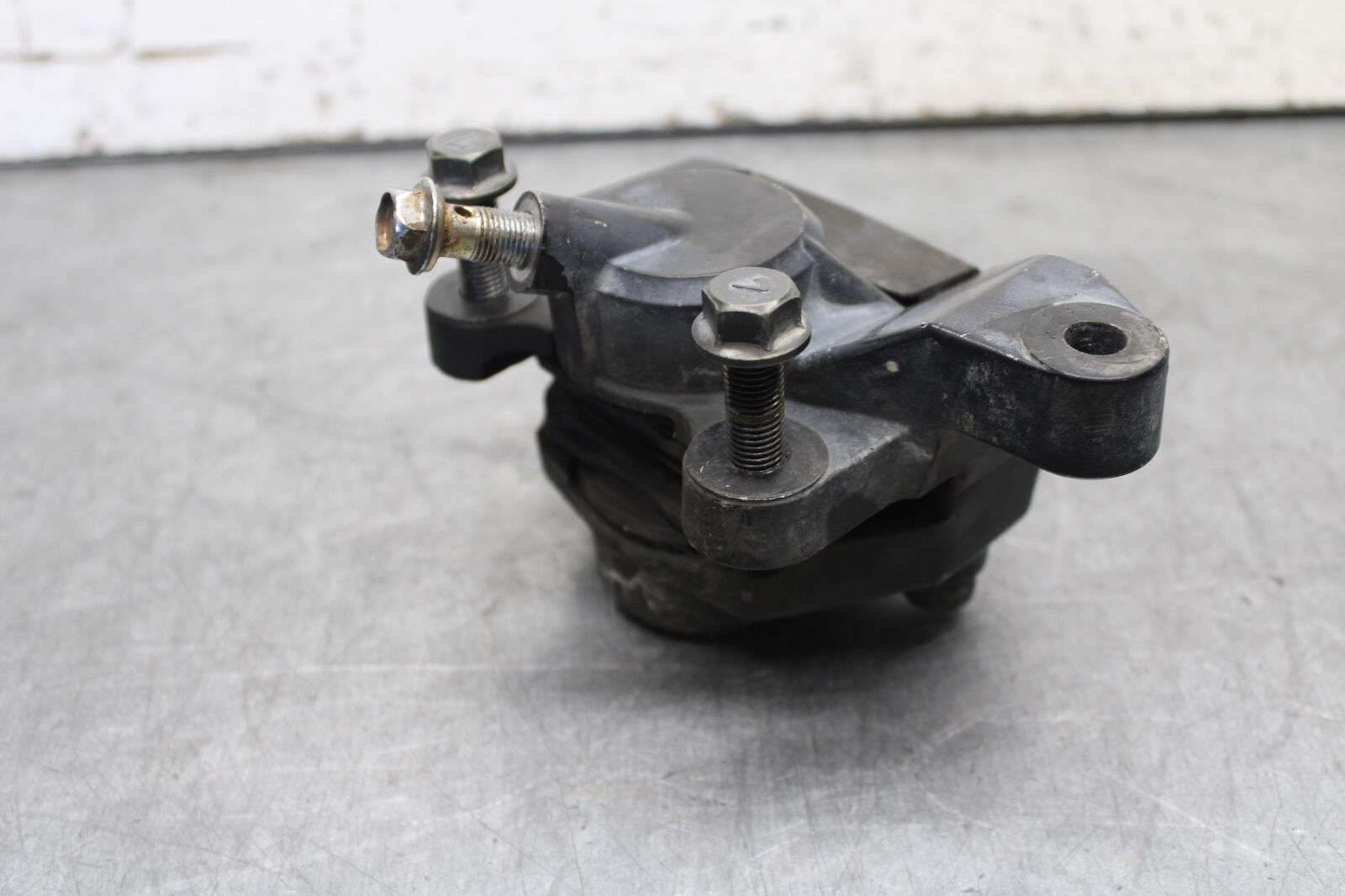 85-86 SUZUKI MADURA 1200 REAR BACK BRAKE CALIPER BB691