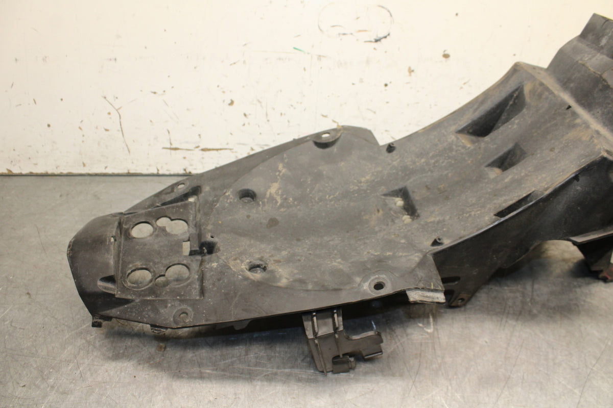 09-15 YAMAHA FZ6R REAR UNDERTAIL BATTERY TRAY PLASTIC 20S-21611-00-00  BB719