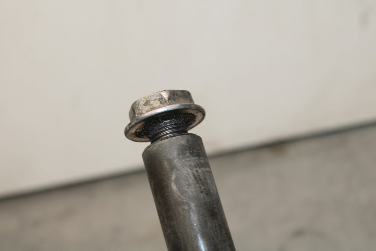 13-18 KAWASAKI NINJA ZX6R FRONT WHEEL RIM AXLE PIVOT BOLT BB118