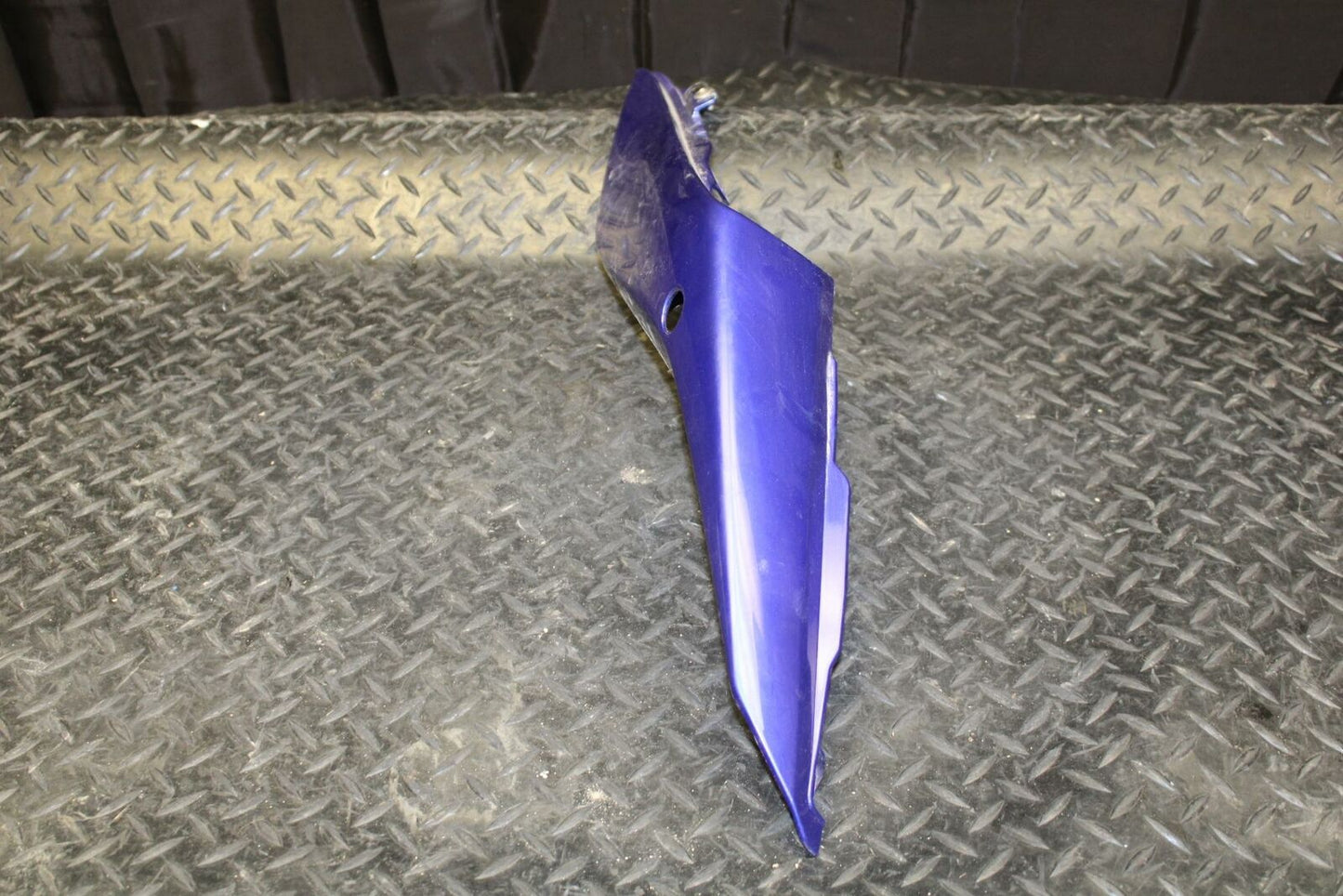 19 YAMAHA YZF R3 LEFT REAR BACK TAIL FAIRING COWL SHROUD BB177