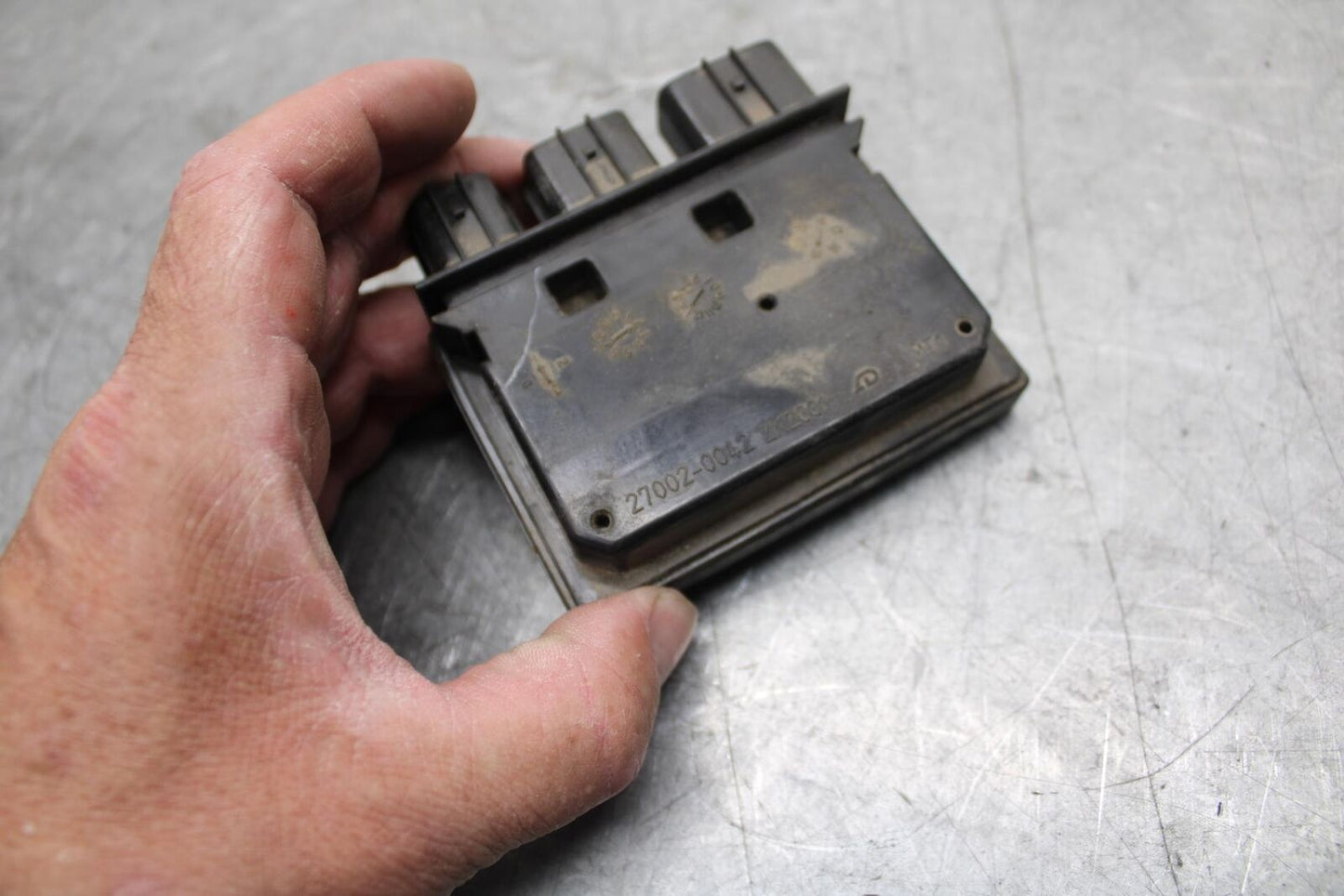 19-20 KAWASAKI NINJA ZX6R ZX636 RELAY ASSEMBLY FUSE BOX 27002-0050 BB528