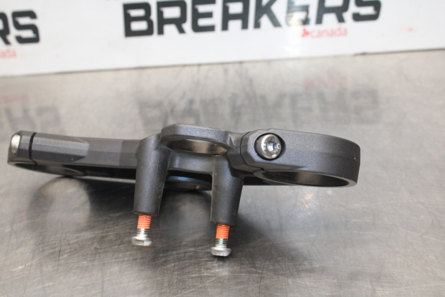 07 SUZUKI GSXR1000 FORKS UPPER TRIPLE TREE CLAMP BB770