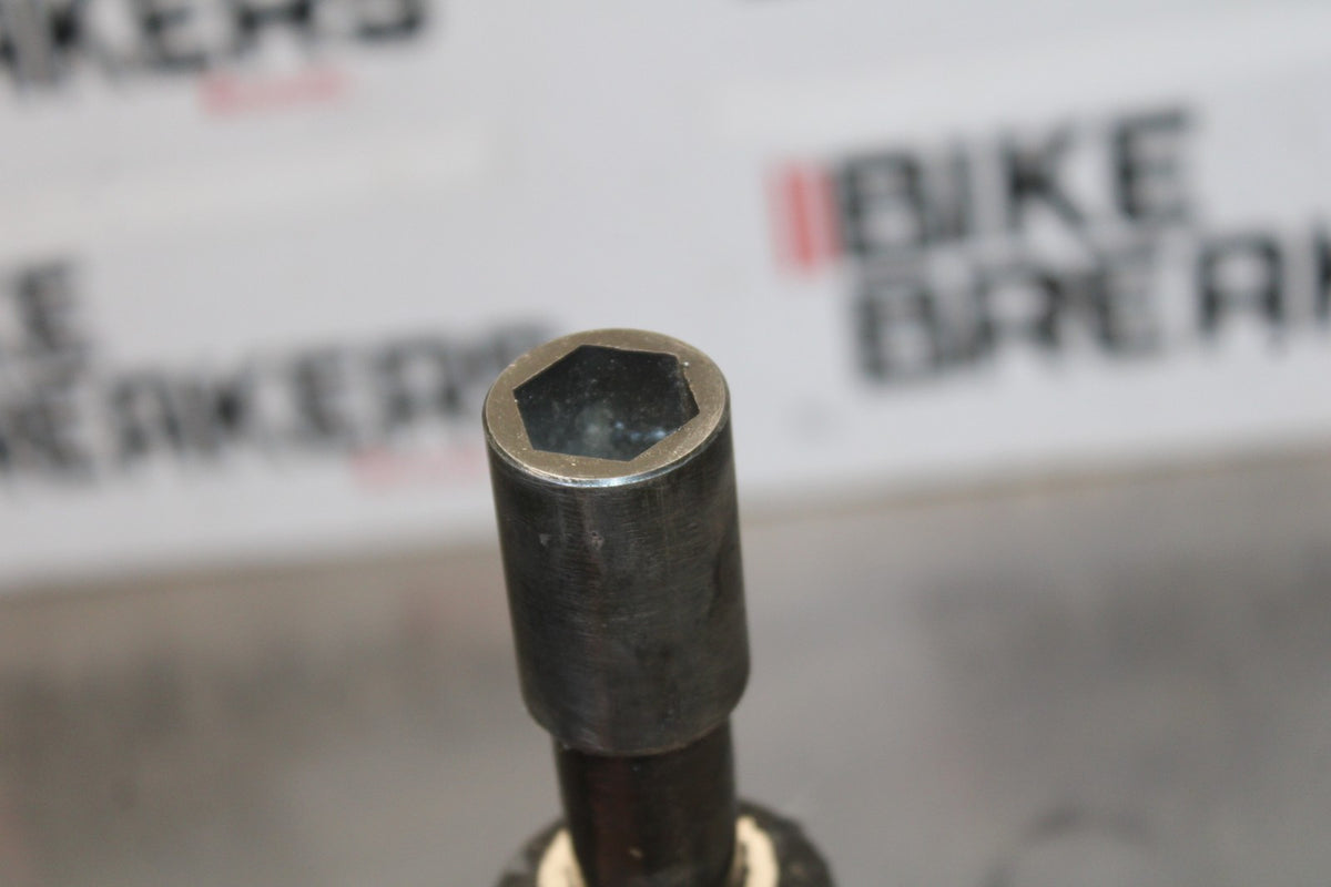 05 YAMAHA YZF R6 FRONT WHEEL RIM AXLE PIVOT BOLT BB894
