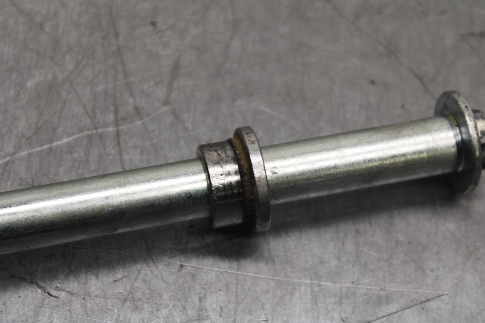 18-23 KAWASAKI NINJA 400 EX400 ABS FRONT WHEEL RIM AXLE PIVOT BOLT BB747