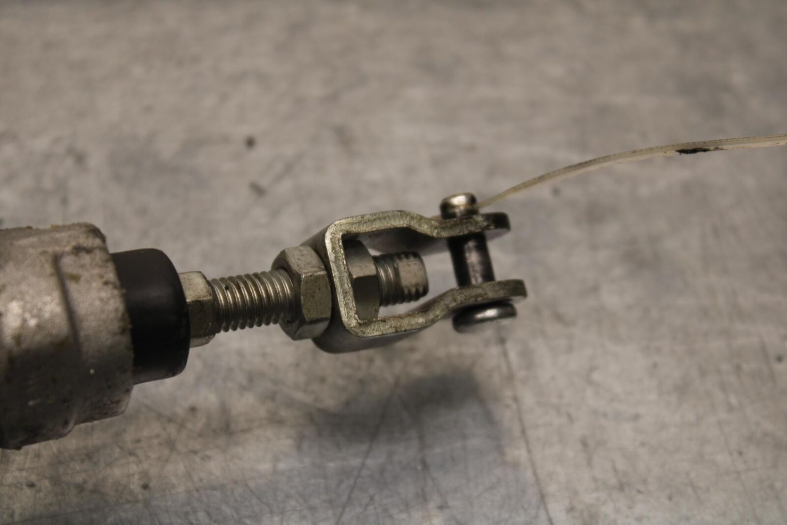 06-07 SUZUKI GSXR 600 REAR BACK BRAKE MASTER CYLINDER W RESERVOIR BB104