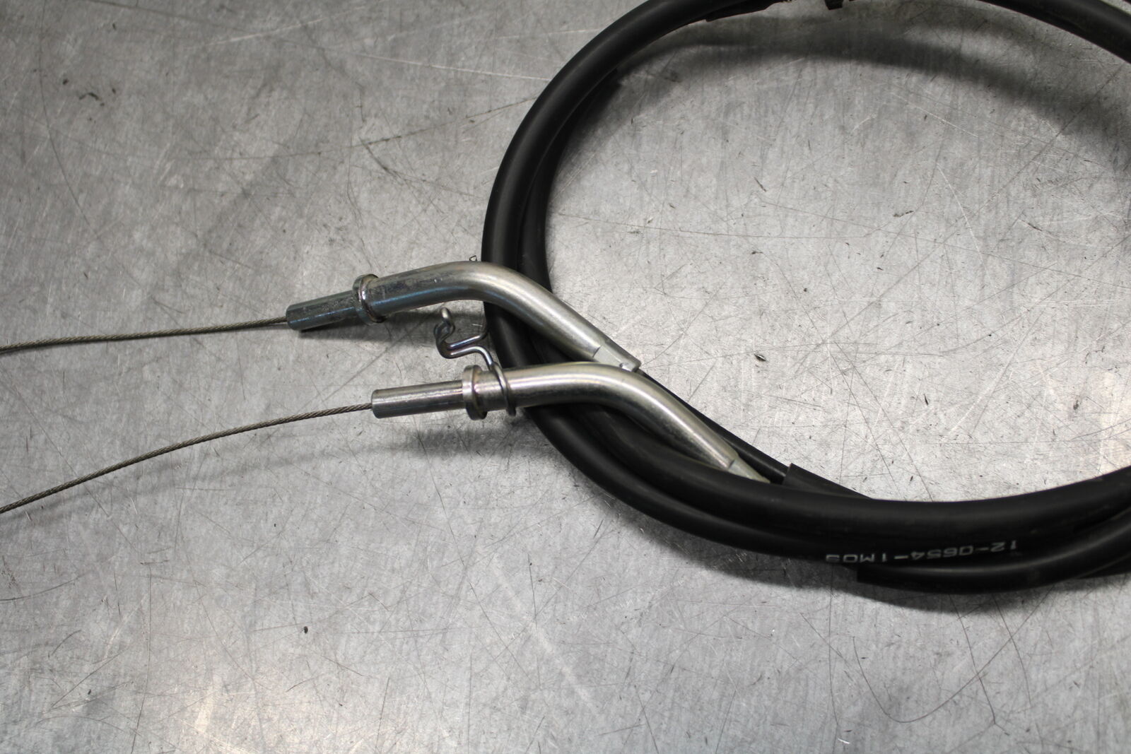 18-24 KAWASAKI NINJA 650 THROTTLE CABLES LINES BB725