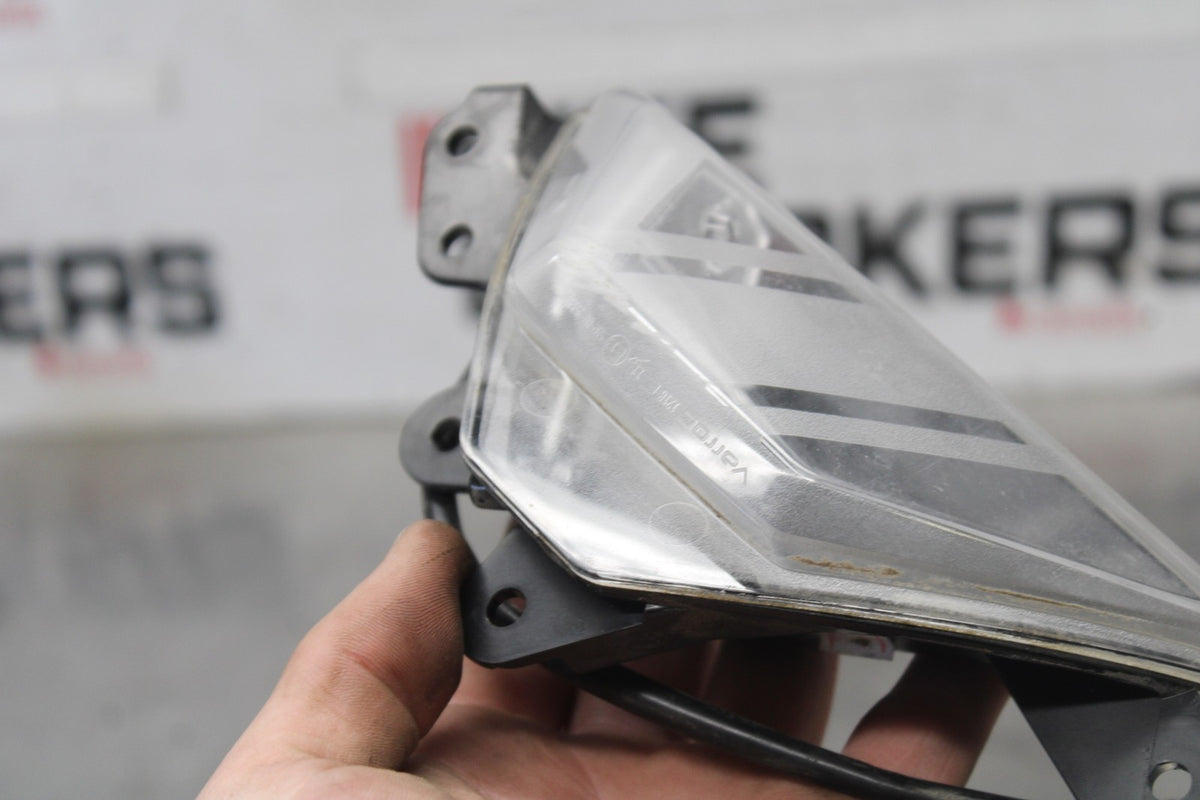 24-25 KAWASAKI NINJA 500 EX500J ABS LEFT FRONT TURN SIGNAL LIGHT INDICATOR BB934