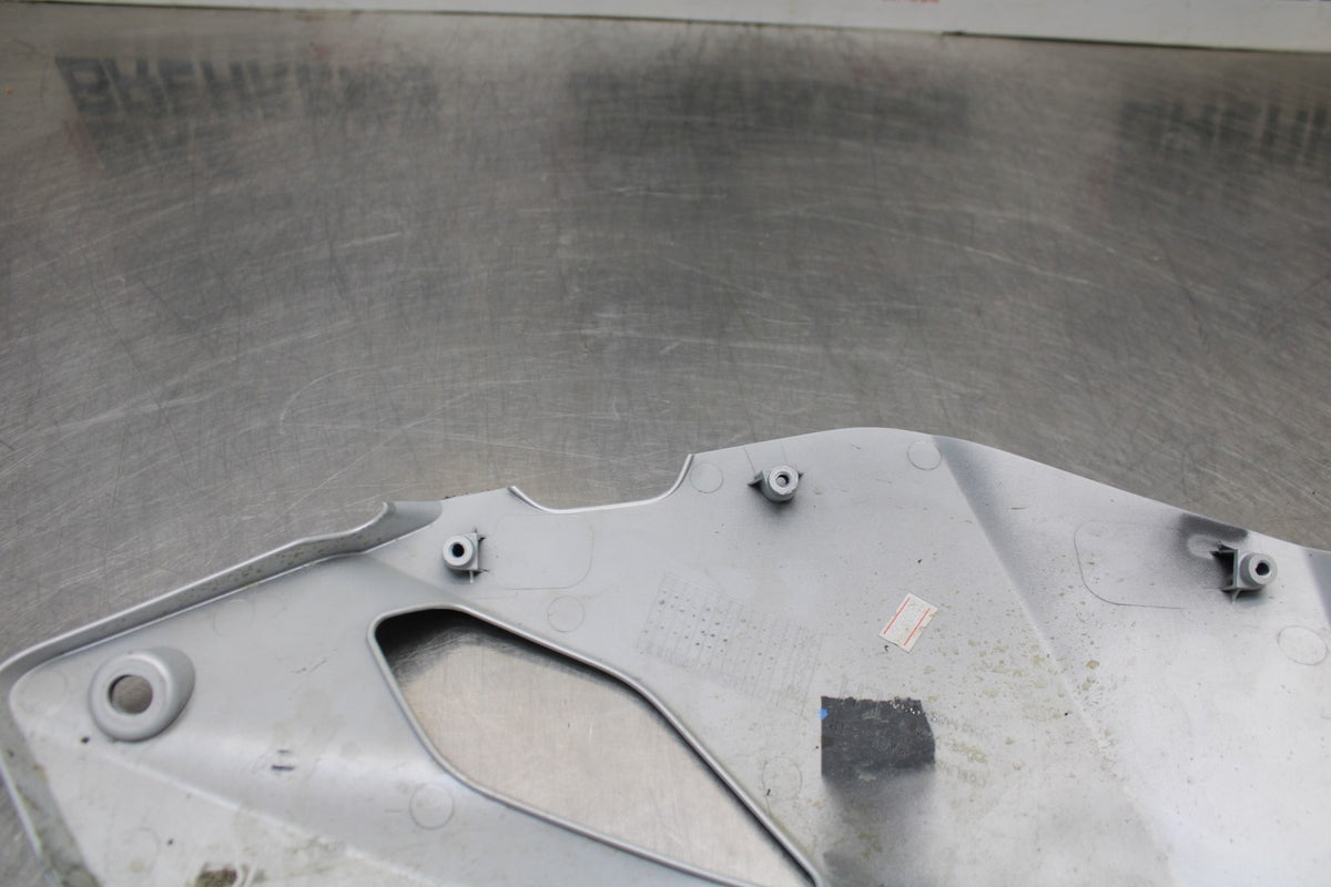 24-25 KAWASAKI NINJA ZX4R LEFT LOWER BOTTOM BELLY SIDE FAIRING COWL BB840