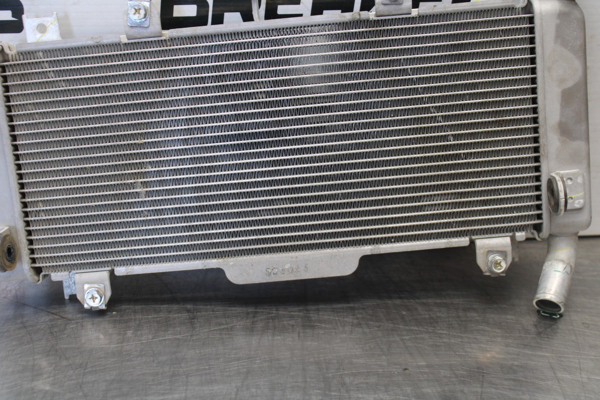 23 KAWASAKI NINJA 650 EX650 ENGINE RADIATOR MOTOR COOLER COOLING RADIATER BB920