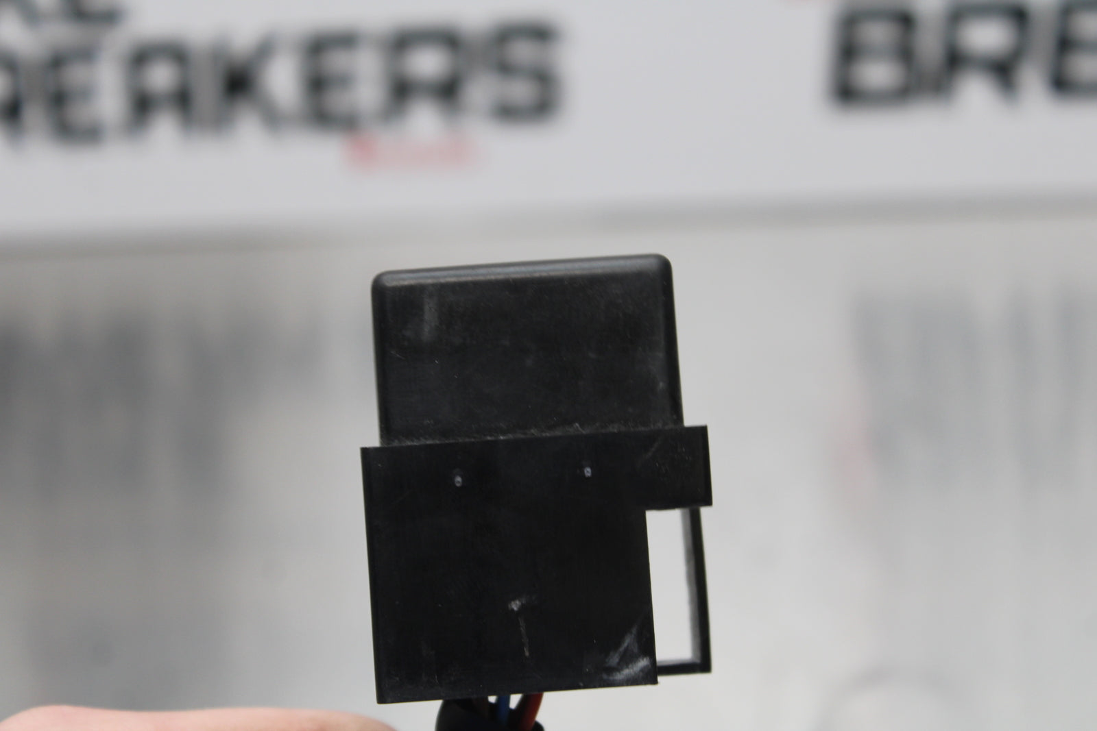11 SUZUKI GSXR1000 TURN SIGNAL BLINKER RELAY FLASHER SWITCH BB142