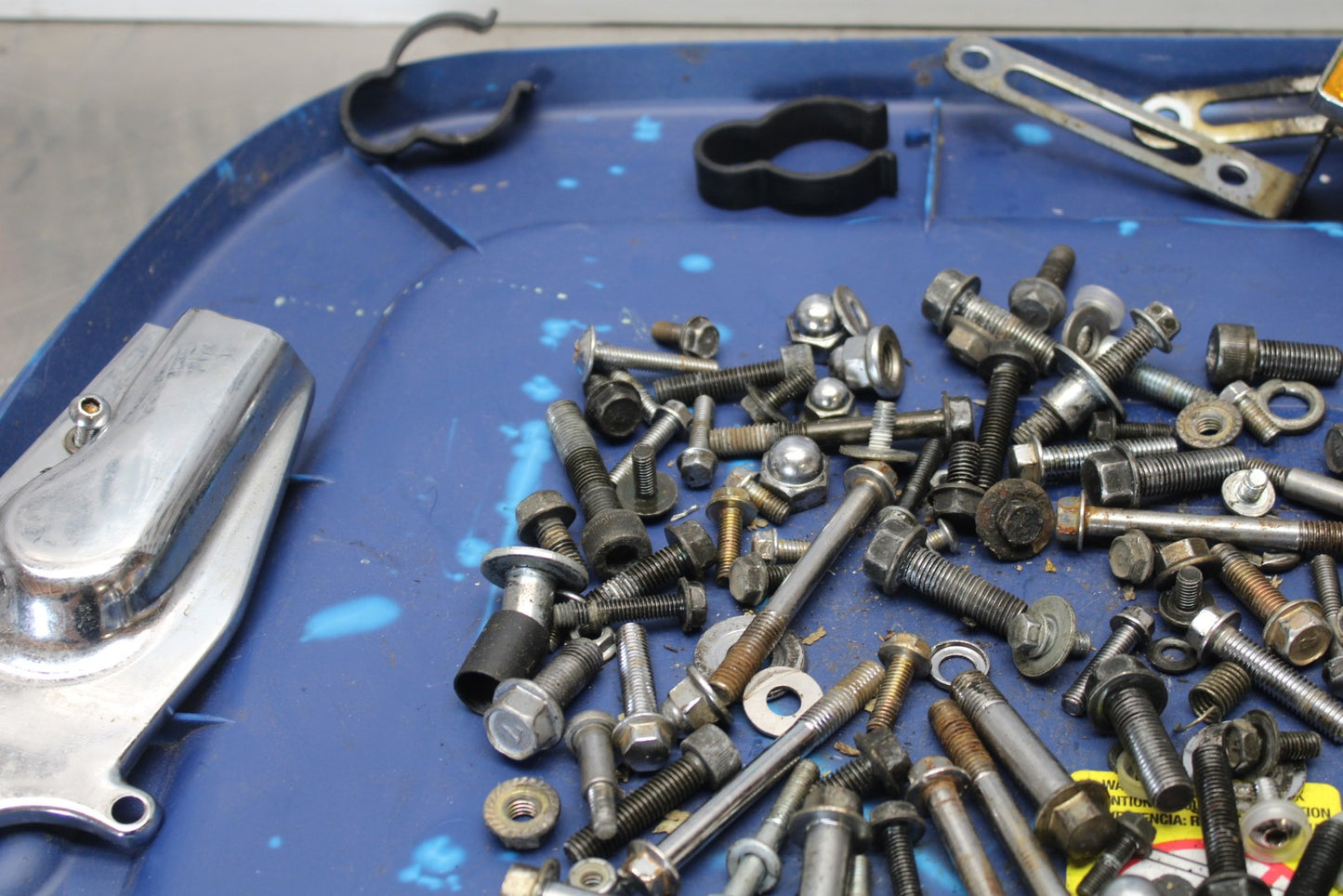 03-08 KAWASAKI VULCAN 1600 MOUNTING BOLTS HARDWARE MOTOR SCREWS BB196