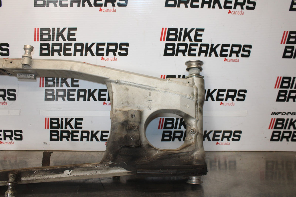 00-05 KAWASAKI NINJA ZX12R REAR SWINGARM BACK SUSPENSION SWING ARM BB892