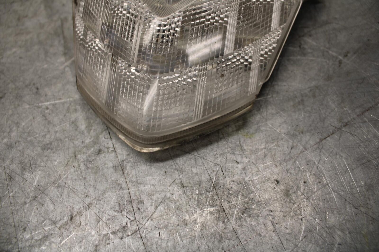 2009 Kawasaki Ninja ZX6R REAR TAIL TAILLIGHT BACK BRAKE LIGHT 23025-0059  BB44