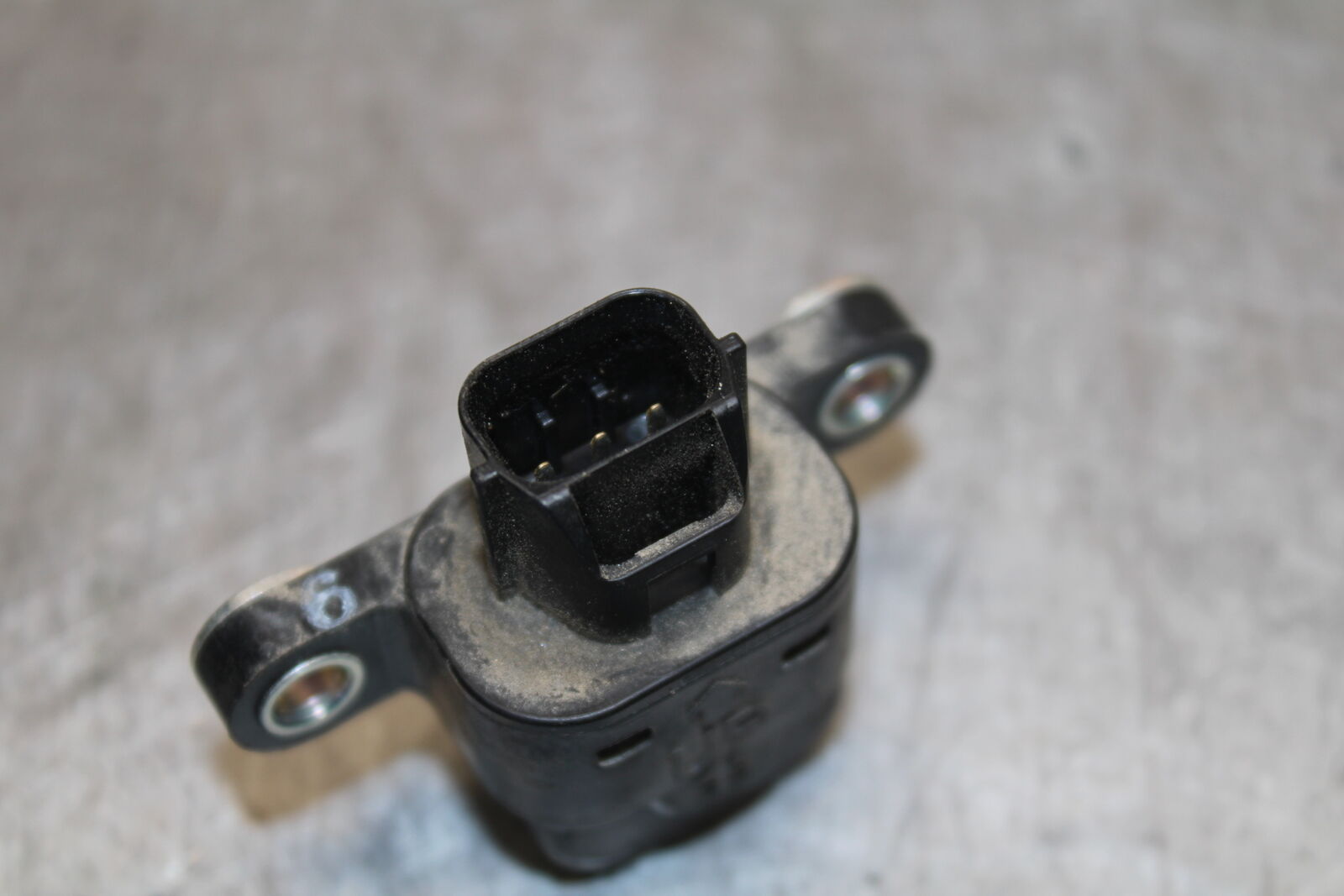19-23 KAWASAKI NINJA ZX6R TIP OVER BANK ANGLE CRASH SENSOR SWITCH  BB701