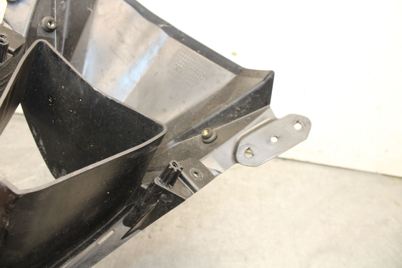 13-18 KAWASAKI NINJA ZX6R FRONT CENTER COWL FAIRING 55028-0443 BB666