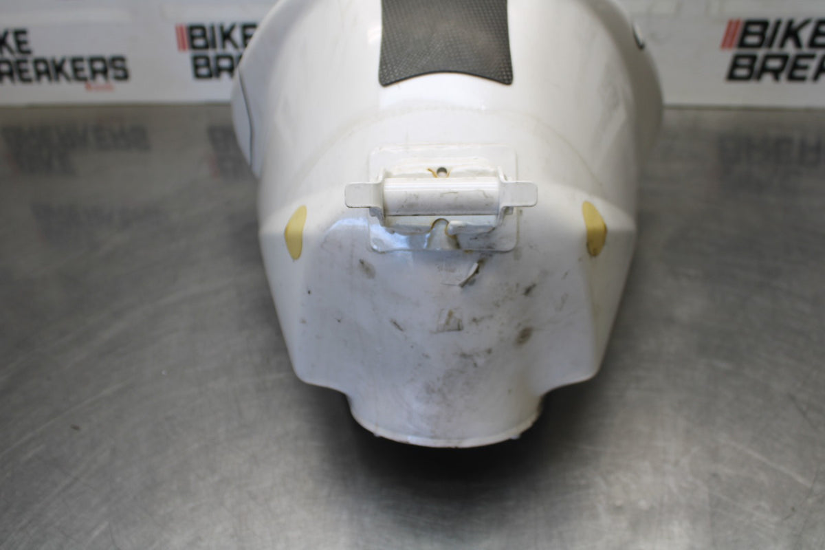 12 TRIUMPH STREET TRIPLE R GAS TANK FUEL CELL PETROL RESERVOIR BB914