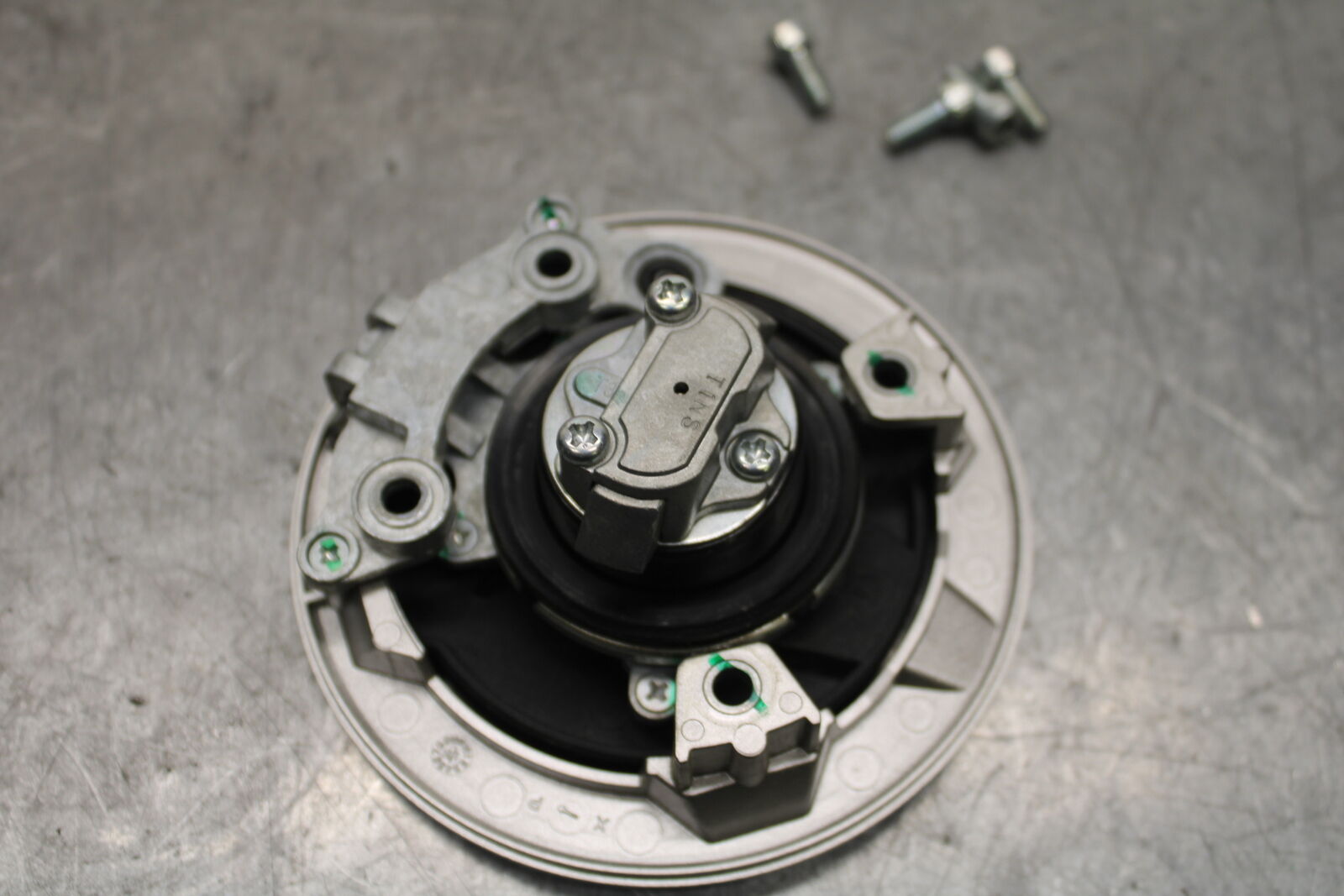 18-24 KAWASAKI NINJA 650 ECU IGNITION LOCK KEY SET W/ GAS CAP & SEAT LOCK BB725