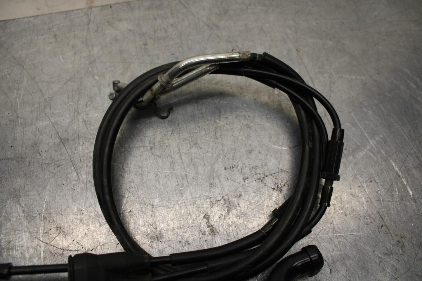 08-09 KAWASAKI NINJA ZX14R THROTTLE CABLE LINE HOUSING GUIDE BB73