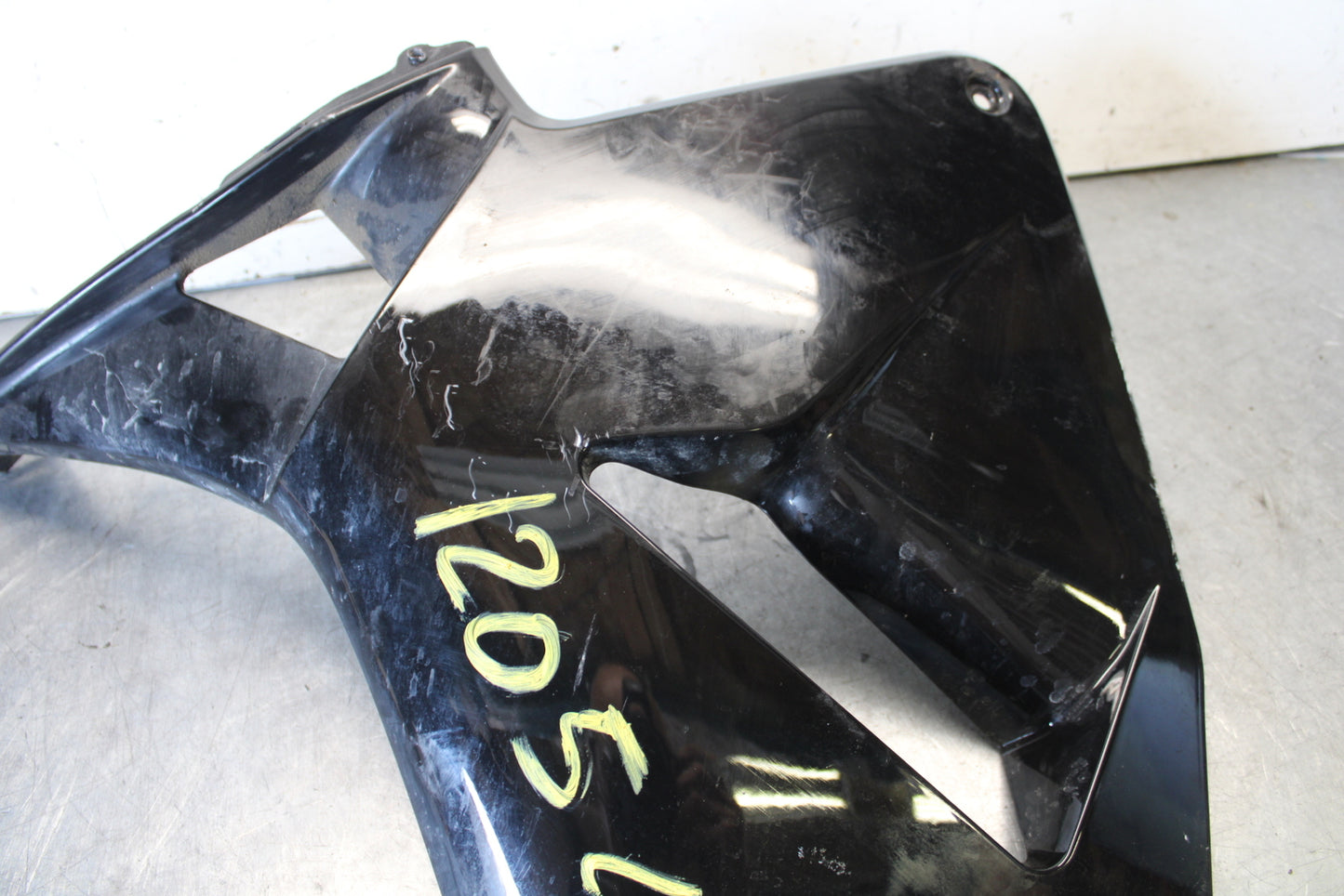 03-04 HONDA CBR600RR LEFT MID UPPER SIDE FAIRING COWL PLASTIC BB661