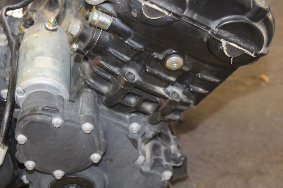 01-06 TRIUMPH TIGER 955I ENGINE MOTOR BB693