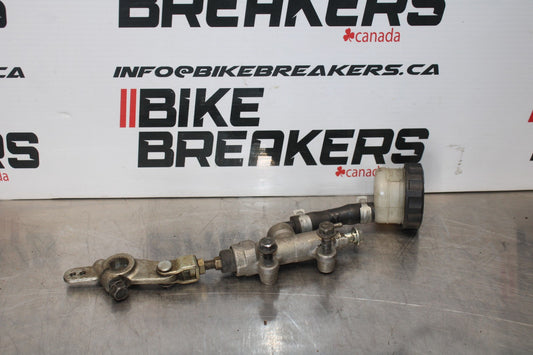 03-08 KAWASAKI VULCAN 1600 REAR BACK BRAKE MASTER CYLINDER W RESERVOIR BB196