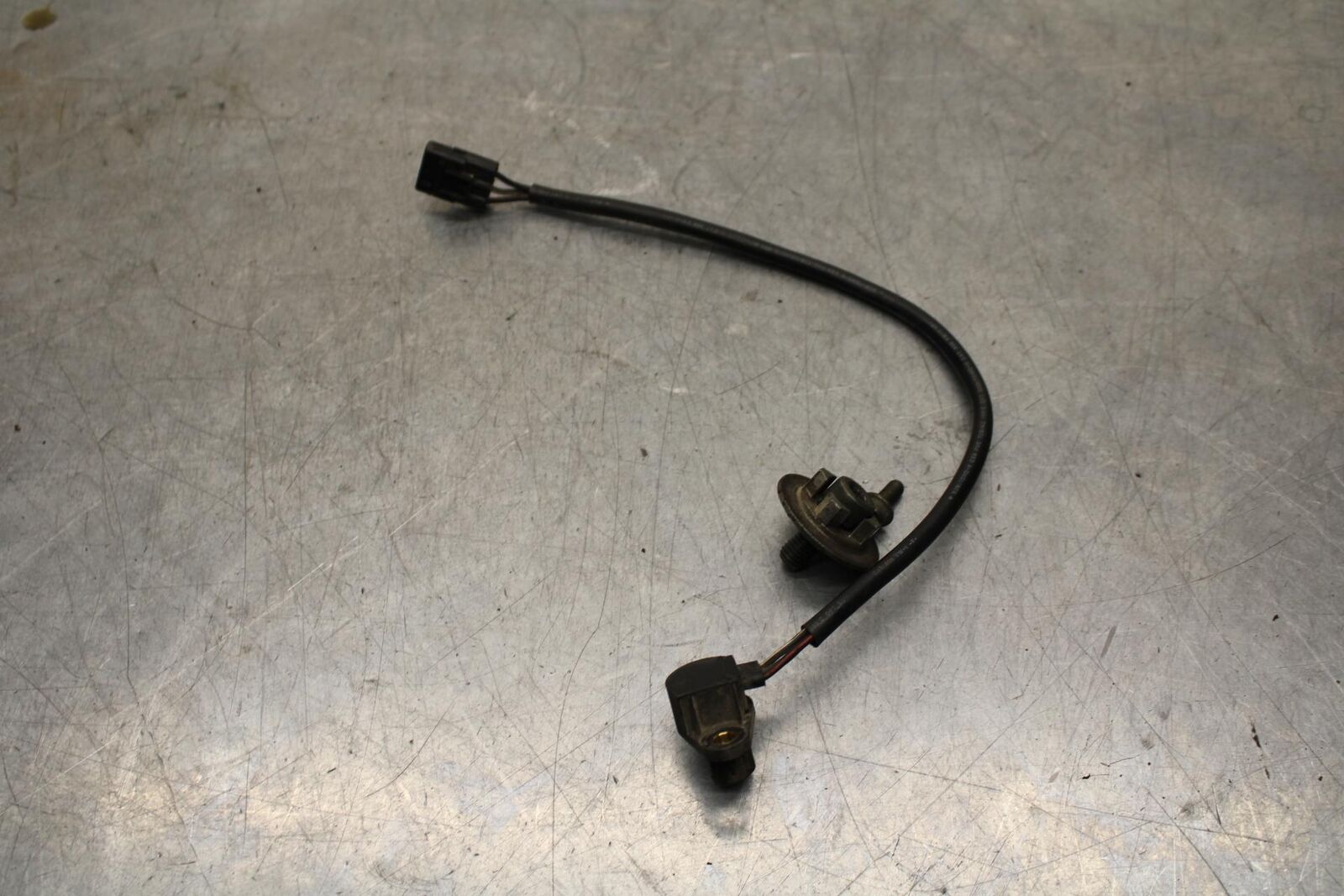 1999 Suzuki GSXR600 SPEED SPEEDOMETER SENSOR 34990-35F00 BB580